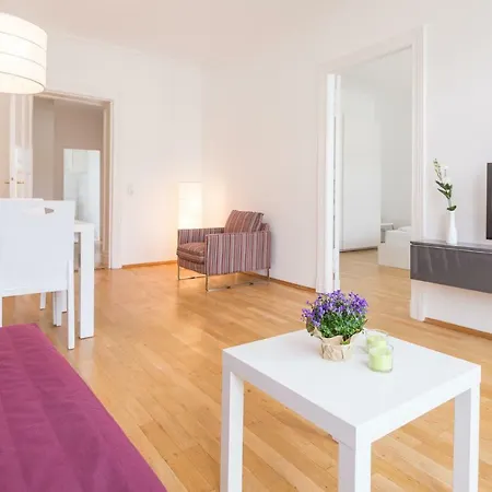 Kaiser-friedrich Apartment